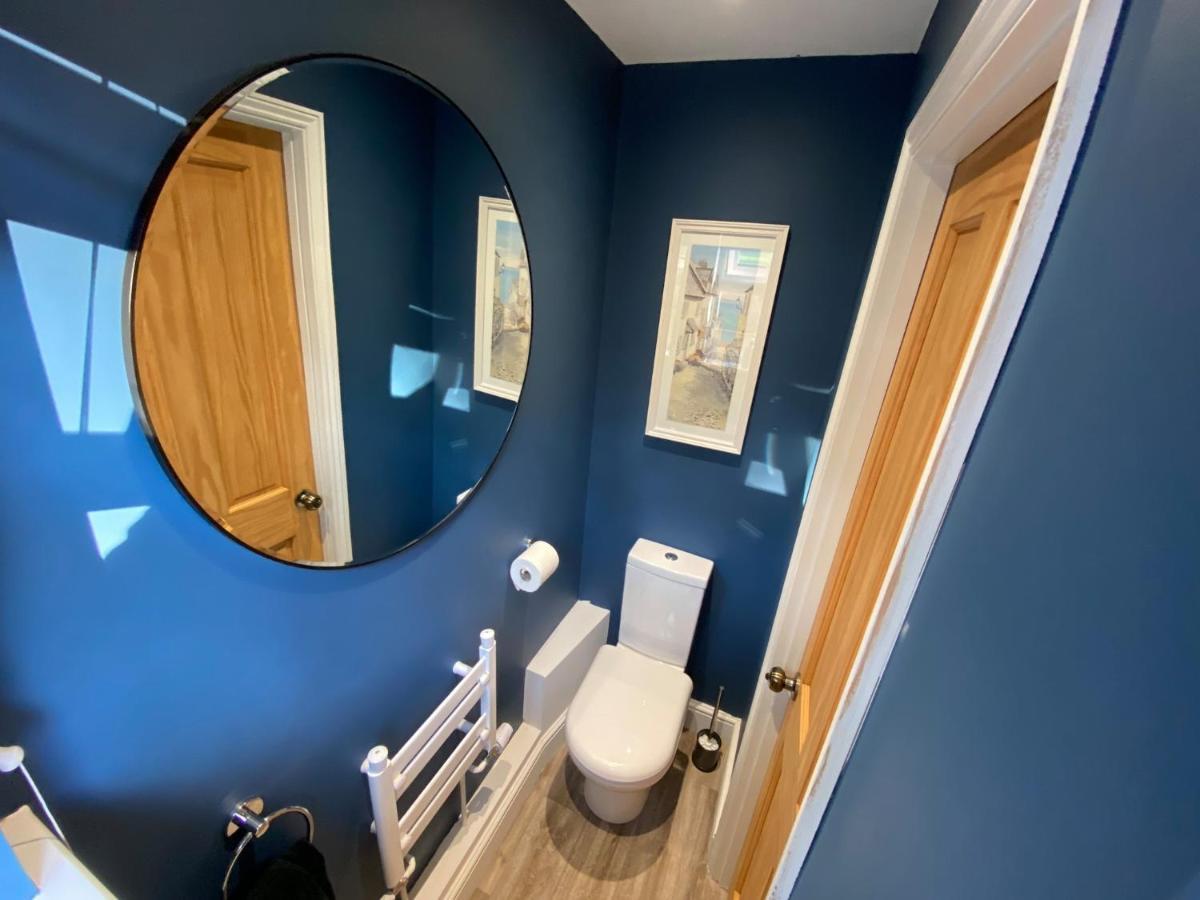 Luxurious Victorian Villa With Parking Sleeps Six Bury St. Edmunds Exterior foto